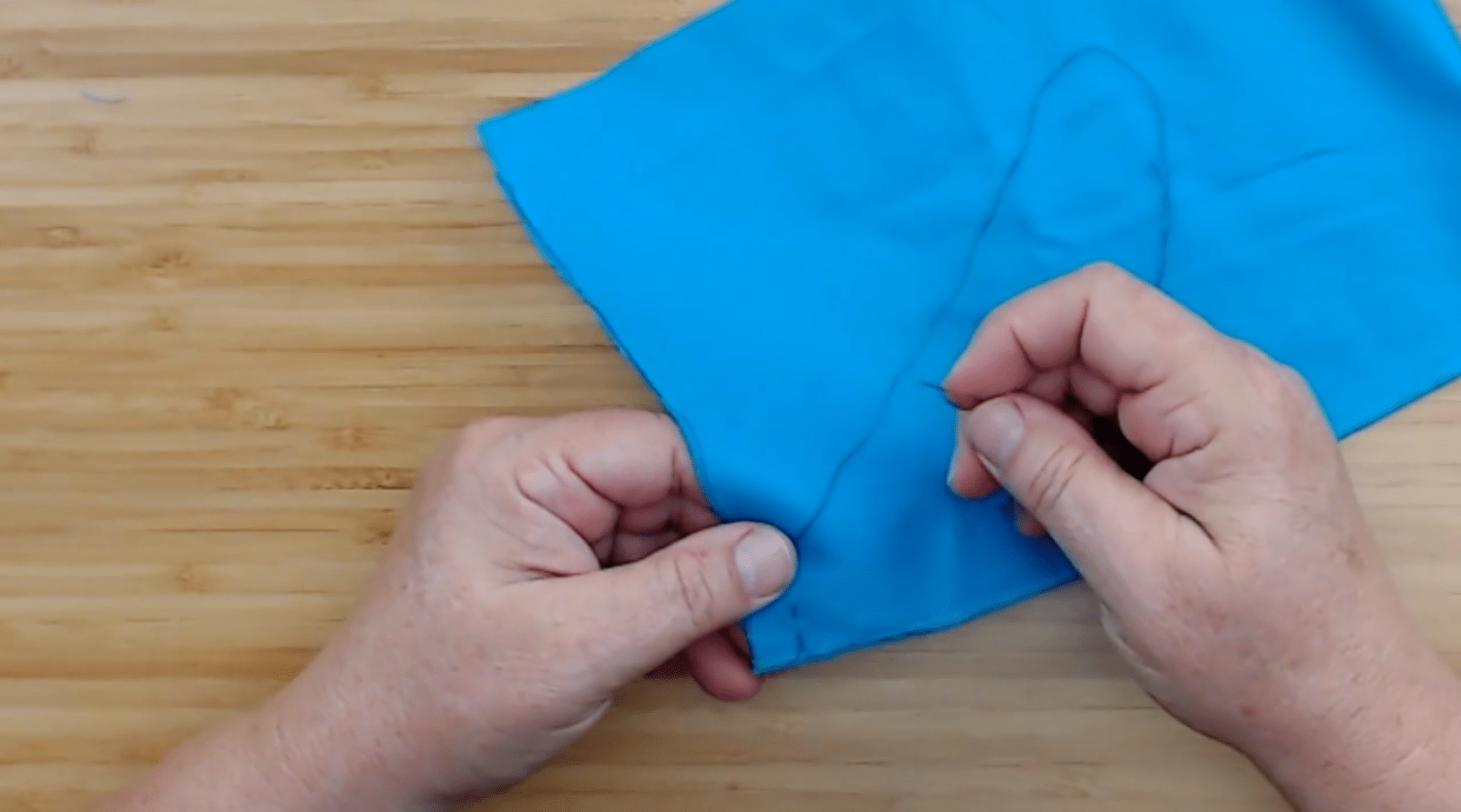 How to Sew or Repair a Seam - You ARE an ARTiST!