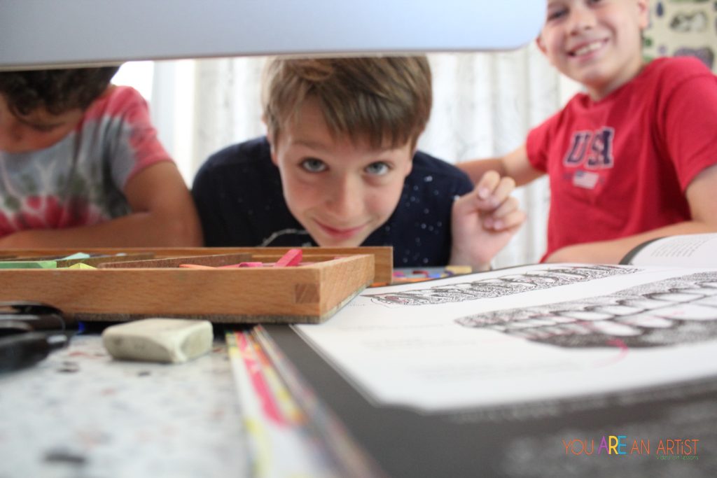 Nana’s video art lesson is a tooth diagram activity that highlights the many-colored wonder of these curious cuspids. Great homeschool science!